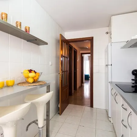 Apartamento New Capuchinos 2bed & 2bath With Parking *