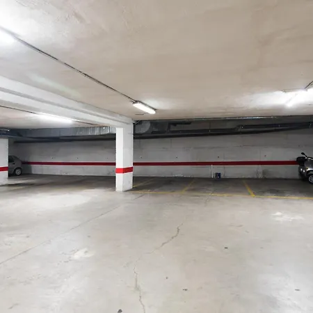 New Capuchinos 2bed & 2bath With Parking * Málaga
